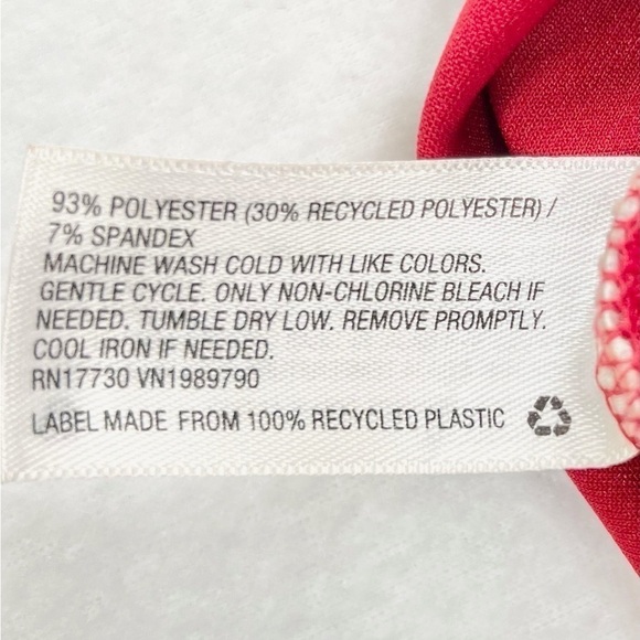 WILD FABLE Women's Retro Super High-Rise Hip Cut Out Flare Red Leggings Size XS - Picture 9 of 15